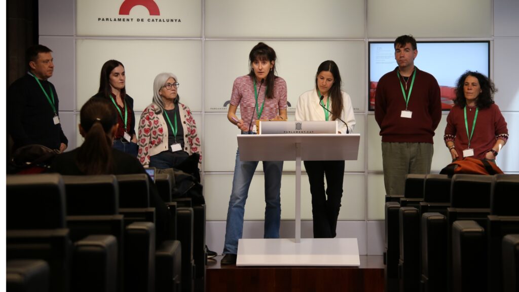 Direccions educatives al Parlament demanen mantenir entrevistes perfilades