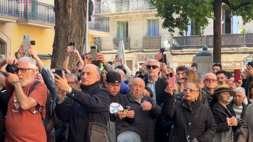 Ciutat Vella es converteix en l'epicentre de les processons de Divendres Sant | religió, Setmana Santa