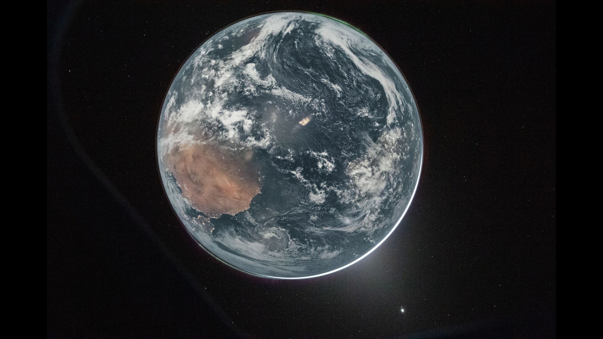 fotogradia planeta Terra Artemis 2