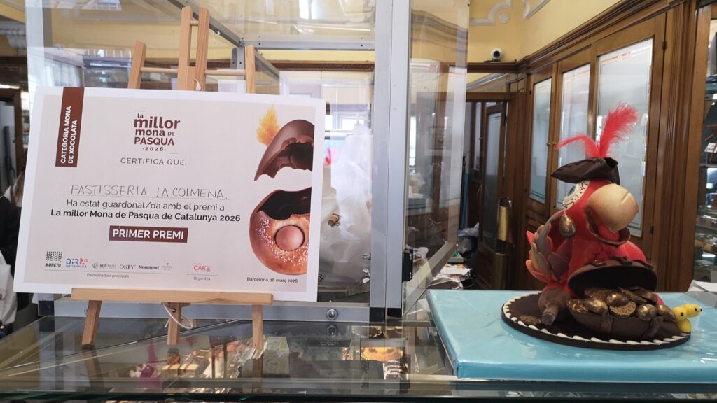 Cues i més vendes en un Dilluns de Pasqua que no deixa ningú sense mona | Pasqua, pastisseries, Setmana Santa, tradicions
