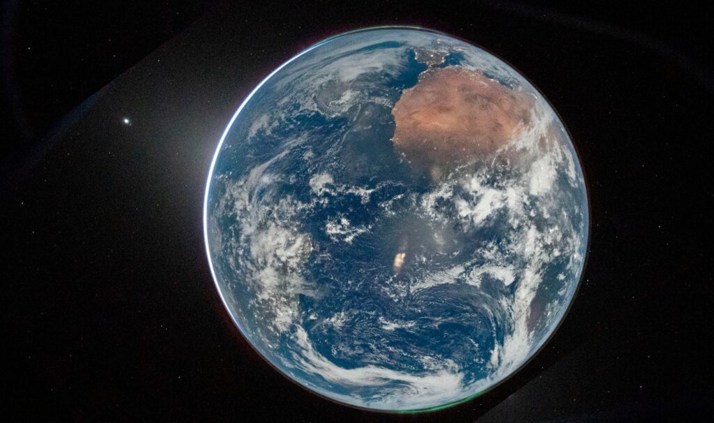 foto planeta Terra Artemis II NASA