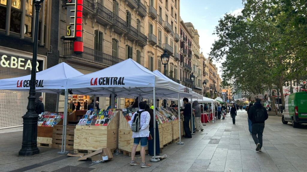 Sant Jordi 2026 Portal de l'&Agrave;ngel Barcelona