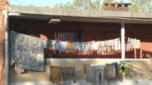 Veïns expropiats de pisos del Patronat a la Trinitat Vella: “Si cal, tallarem el nus de la Trinitat”