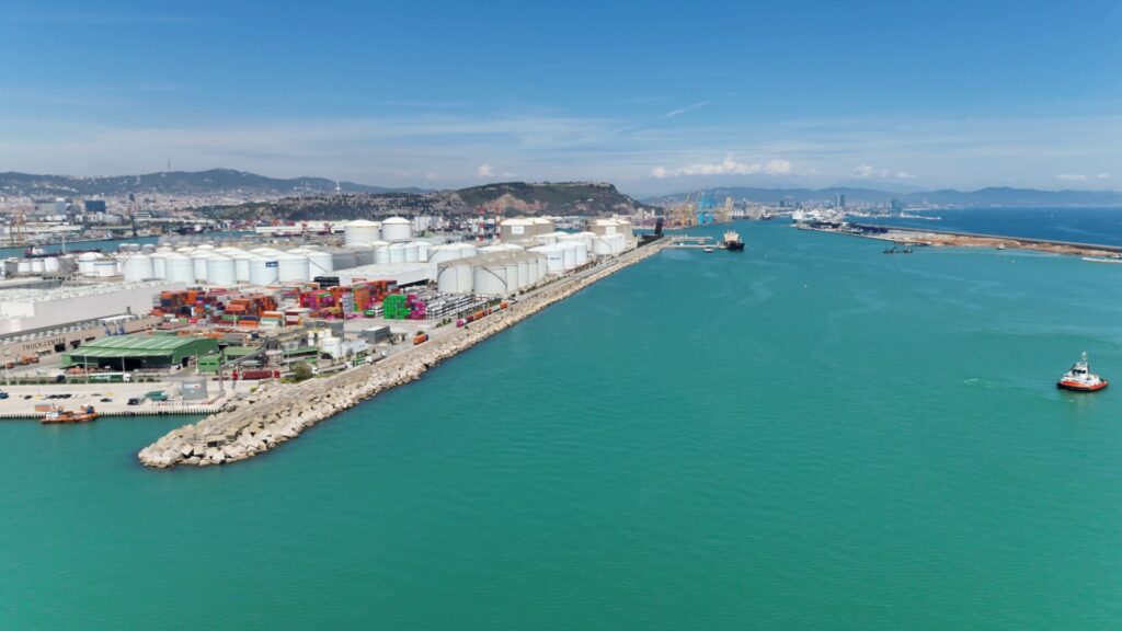 El Port licita un gran nus viari amb rotonda elevada que connectarà amb els nous accessos | obres, port de Barcelona, trànsit