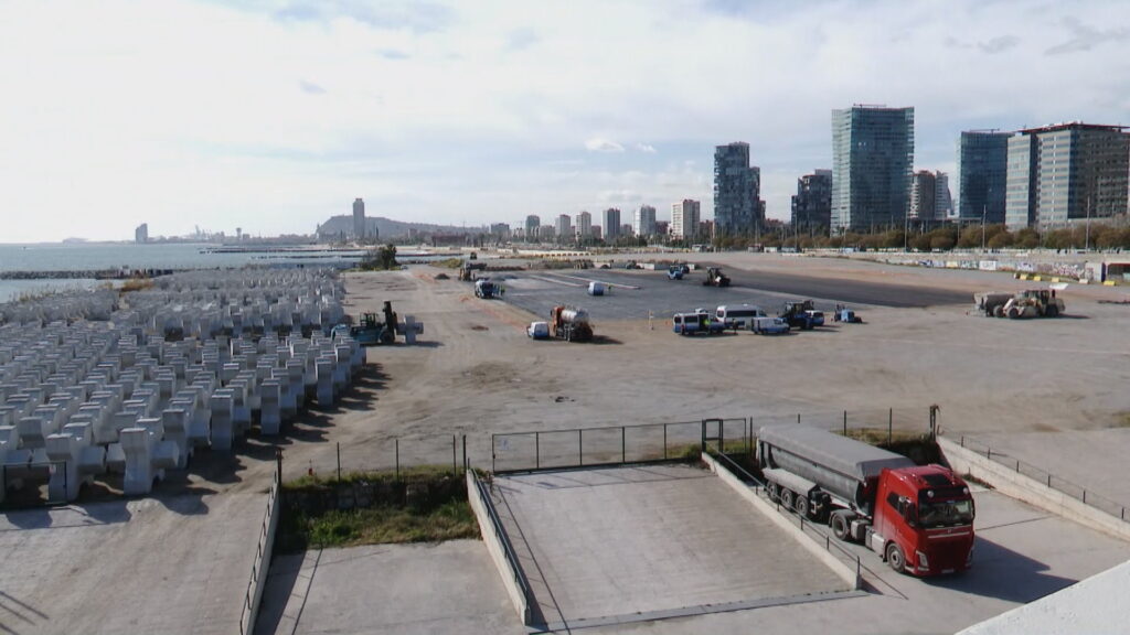 Plataforma Marina del F&ograve;rum