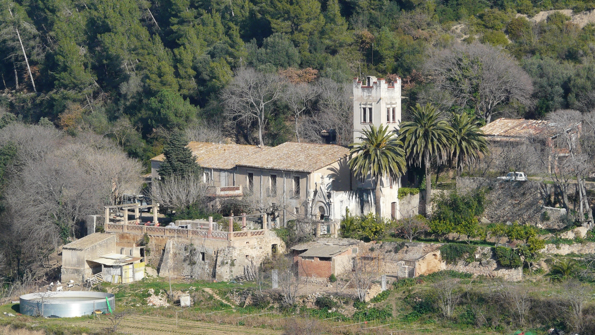 Can Bofill, un projecte agroecològic i d'habitatge cooperatiu en una masia històrica | Collserola, pòdcast, ràdio