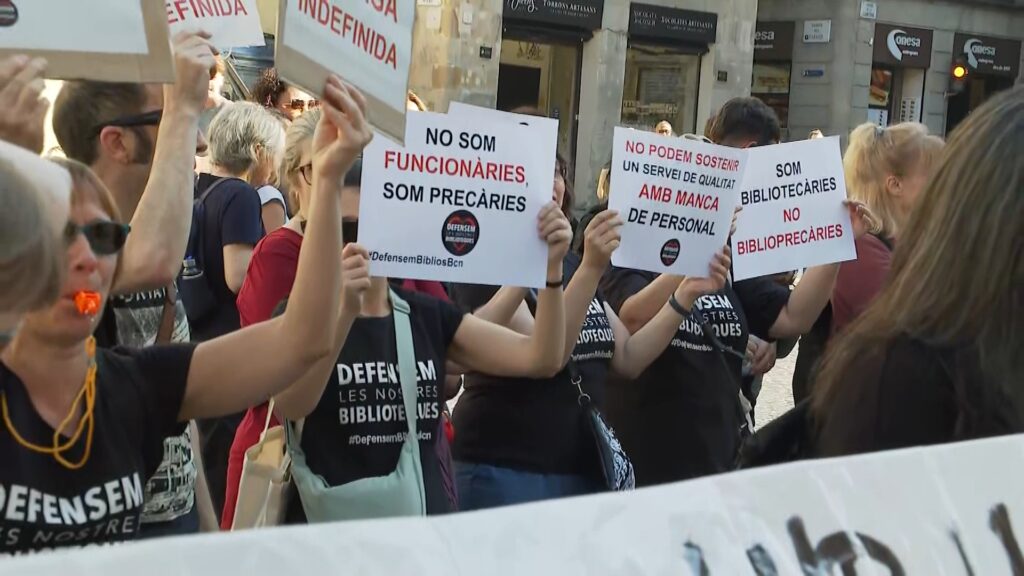 Vaga indefinida de biblioteques a Barcelona: tanca el gruix d'equipaments | biblioteques, protesta laboral, sindicats
