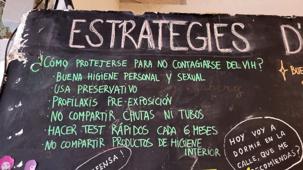 L'entitat del Raval Metzineres es quedarà al carrer si no troba un altre local abans del 30 de juny | Barris, consum de drogues, dones, feminisme