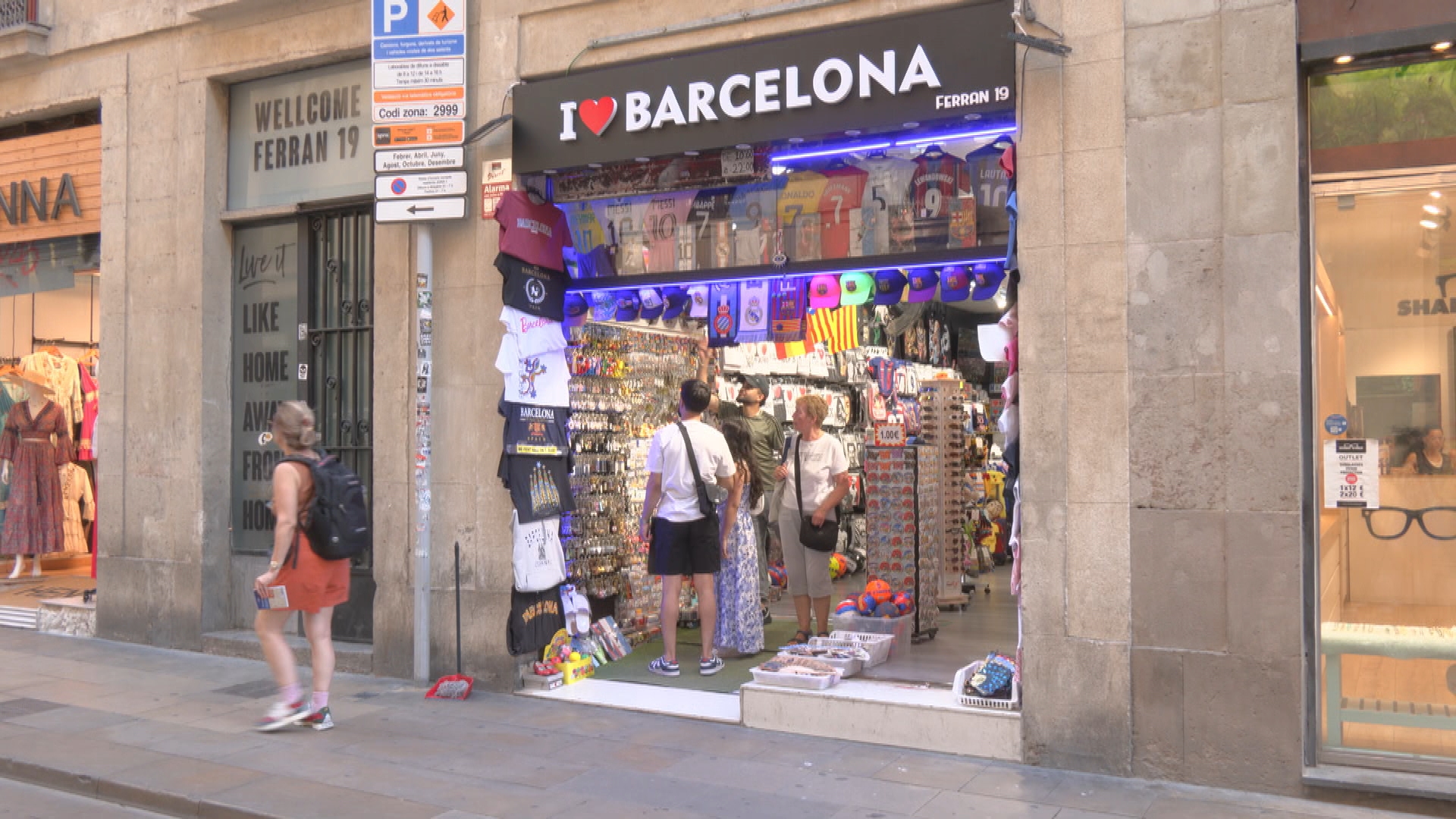 botiga souvenirs pla usos ciutat vella