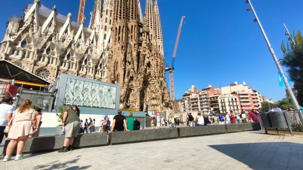 final obres carrer Marina a Sagrada Fam&iacute;lia
