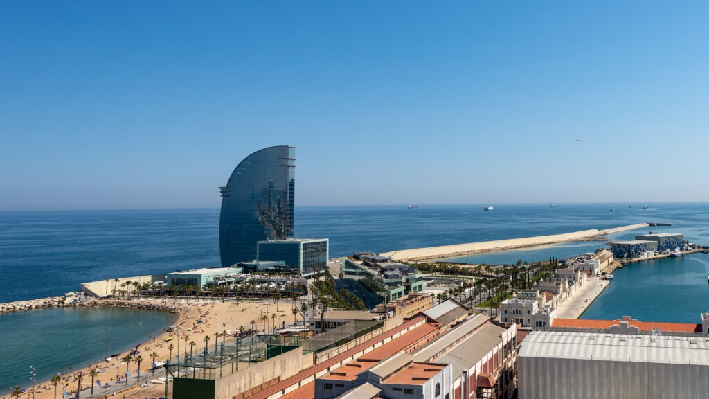 Set platges de Barcelona amb bandera blava el 2026: la ciutat suma un guardó més que l’any passat | mar, mar Mediterrani, platges, platja de la Mar Bella, platja del Bogatell