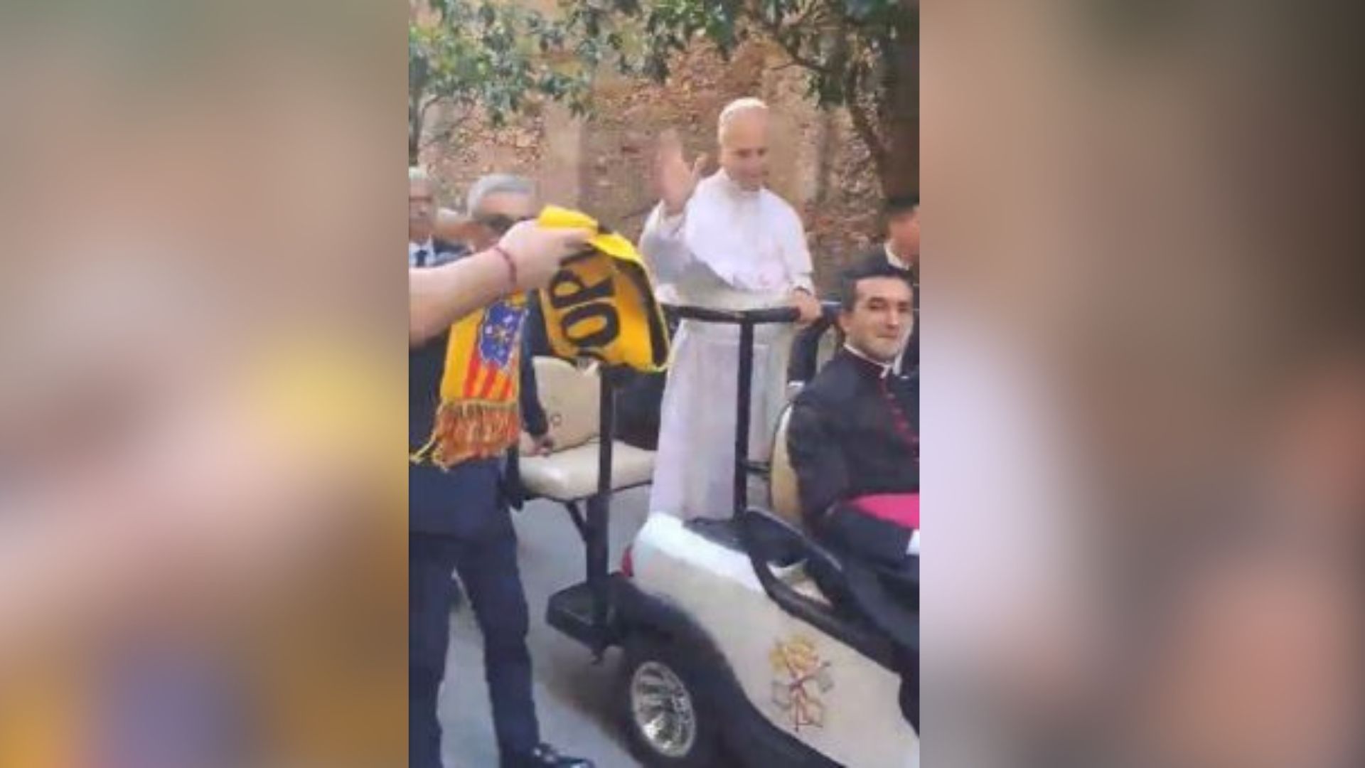 Entreguen al Papa bufanda del Sant Andreu