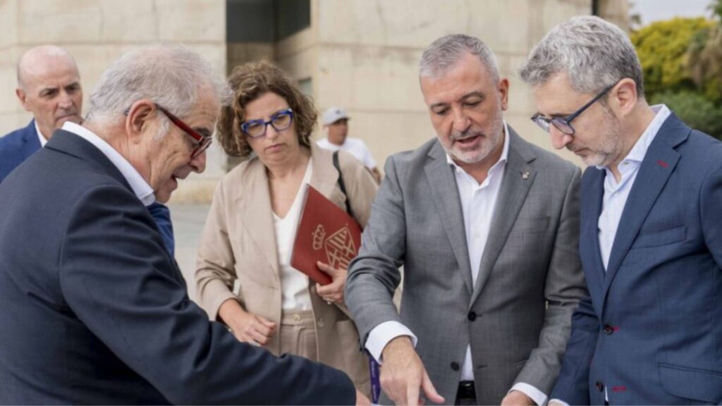Barcelona obté la propietat de 5,2 km de litoral, de la Barceloneta al Parc del Fòrum | mar, mar Mediterrani, Parc del Fòrum, platges, Port Olímpic
