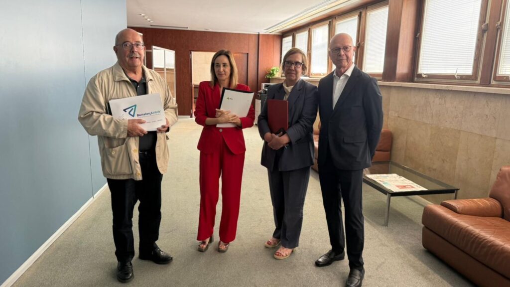 L'aeroport de Barcelona-el Prat vol consolidar-se com a punt de connexió intercontinental | Aerolínies, Aeroport Josep Tarradellas Barcelona-el Prat, aviació, viatges