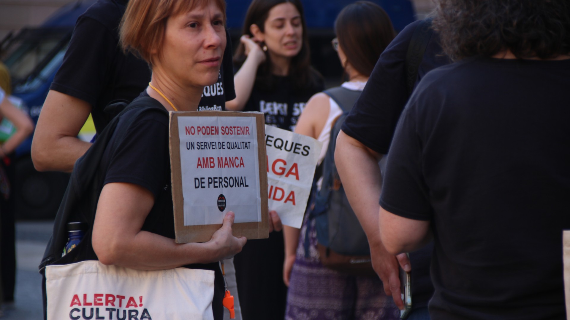Acaba sense acord la reunió entre l'Ajuntament i el personal de les biblioteques municipals | biblioteques, sindicat, vaga