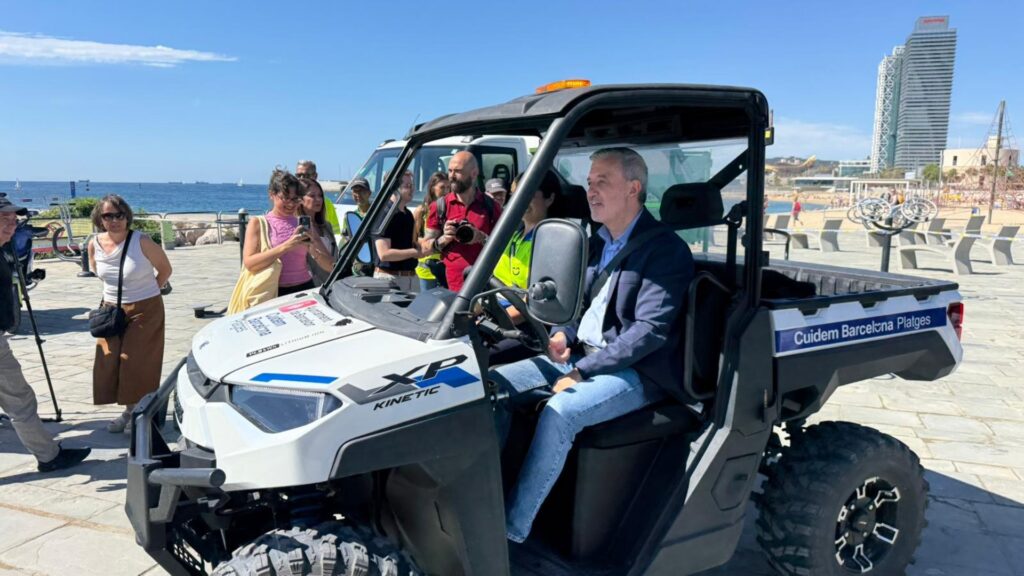 jaume collboni buggy platja guardia urbana