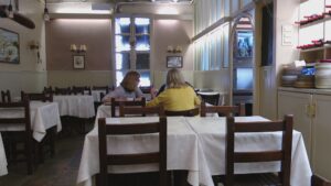 Negocis de Vallvidrera agonitzen amb les restriccions per la pesta porcina: “Haurem de tancar”