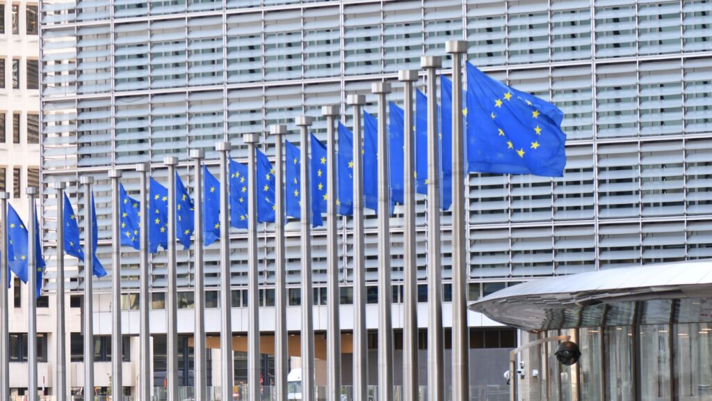 Brussel·les expedienta Espanya per incomplir les normes de protecció de dades en viatgers | Policia Nacional, Unió Europea, viatges