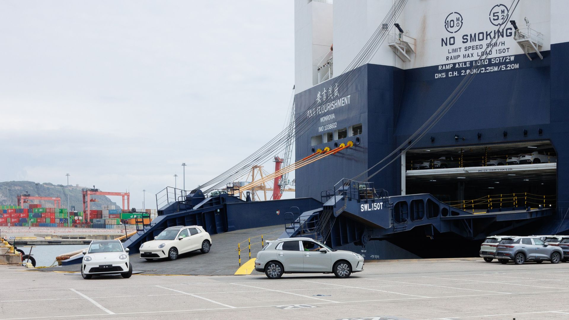 Els primers 500 vehicles de la xinesa Great Wall Motors desembarquen al port de Barcelona | automòbils, port de Barcelona, transport de mercaderies