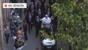 Continua la visita del papa a Barcelona: el pontífex arriba al monestir de Montserrat