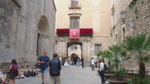 La història del Palau Episcopal, l’edifici mil·lenari on dormirà el papa Lleó XIV a Barcelona