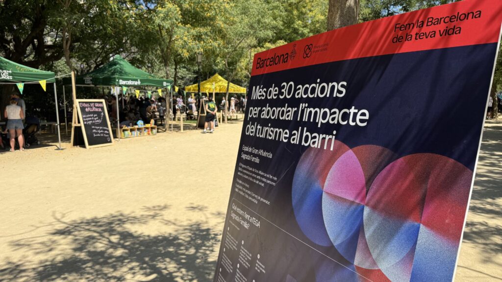 Jocs i activitats familiars a la Sagrada Família amb la iniciativa Juguem a les places | famílies, infants, parcs i jardins, Sagrada Família