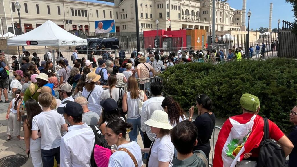 acte visita papa Estadi Olímpic