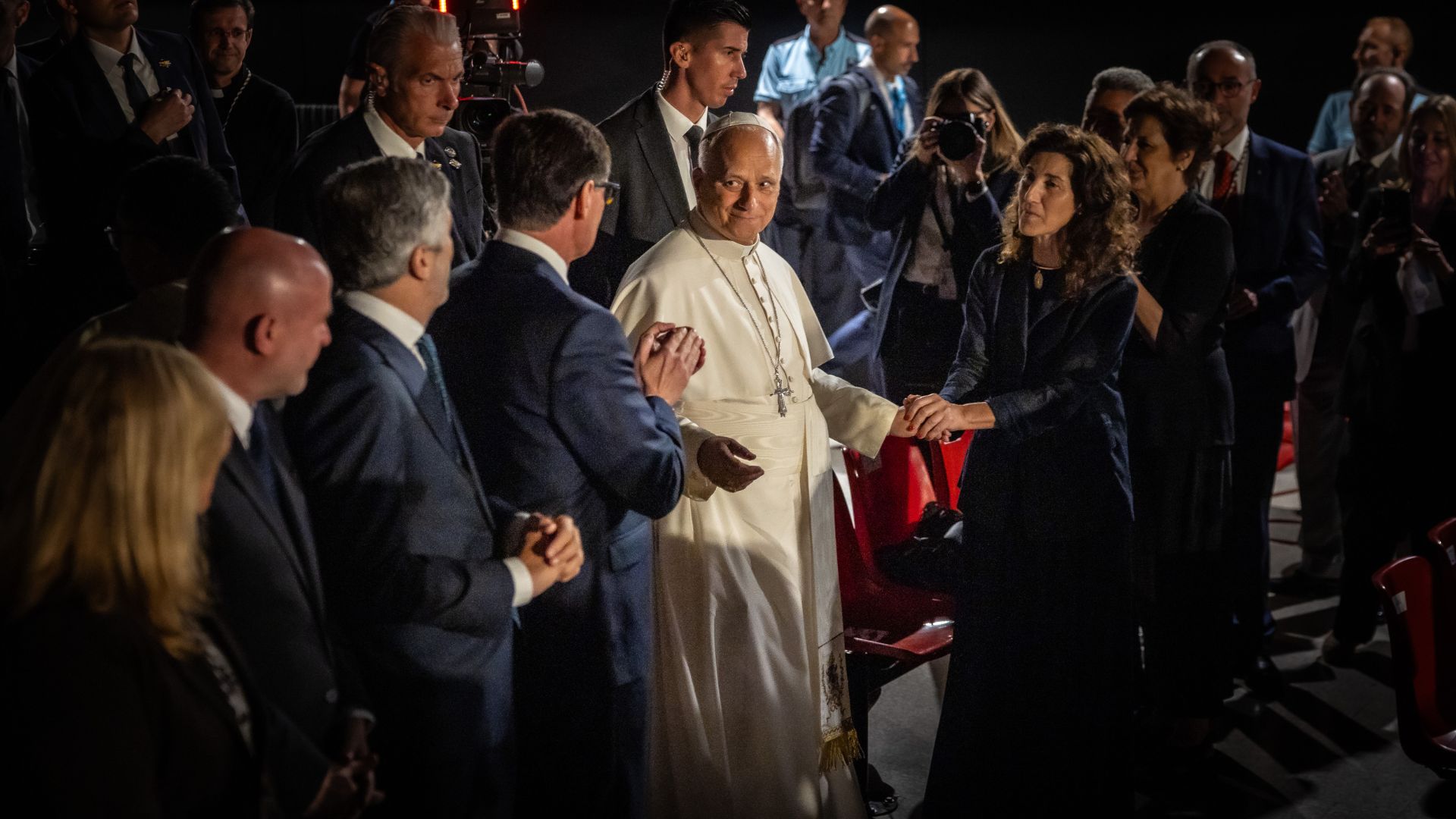 La benedicció de la torre de Jesús a la Sagrada Família corona la visita del papa Lleó XIV | Catedral de Barcelona, església catòlica, Estadi Olímpic Lluís Companys, papa Lleó XIV, trànsit, transport públic