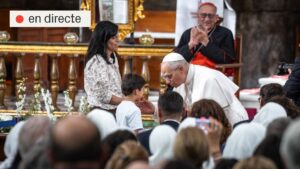 El missatge del papa des del Raval: “La vida es juga en equip”