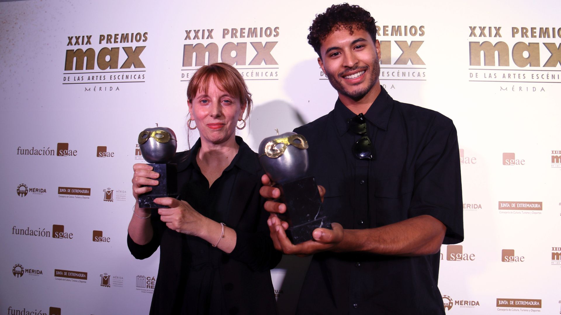Premis Max