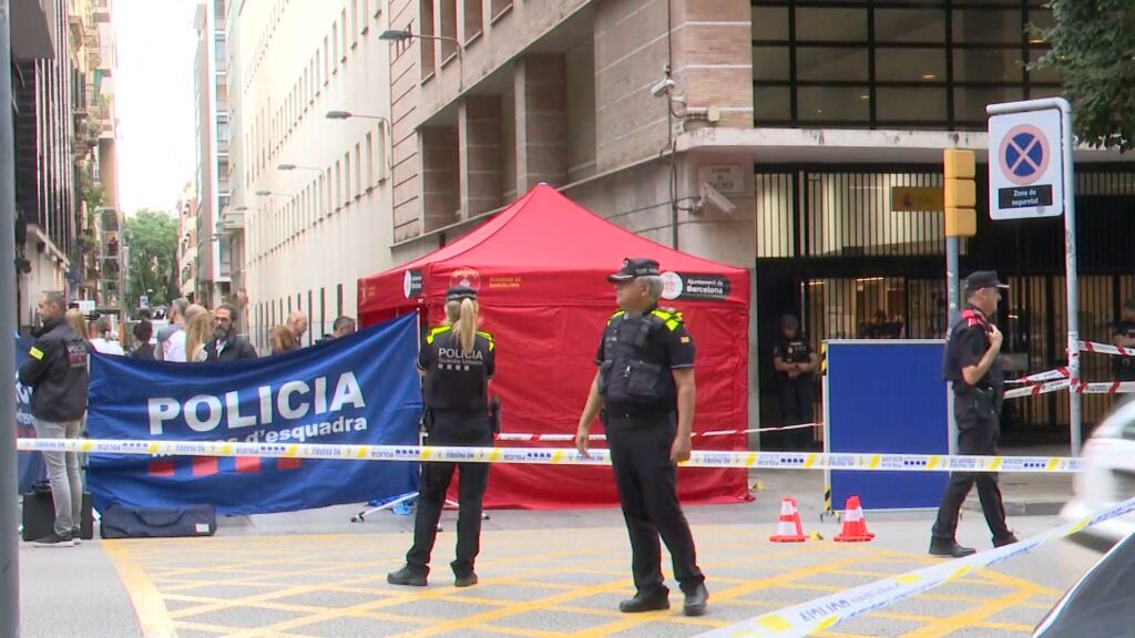 Unitat política a Barcelona contra els tirotejos, les màfies de la droga i les bandes juvenils | Barcelona en Comú, droga, ERC, Junts per Catalunya, PP, PSC, seguretat, tiroteig a Barcelona, Vox