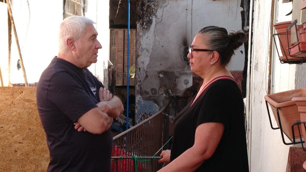 Veïns de l'edifici incendiat del carrer de Venero: "Estem respirant tot el que es va cremar" | Incendis, queixes veïnals