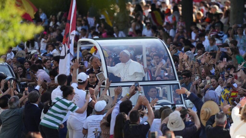 Recorregut papamòbil durant la visita del papa a Barcelona