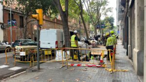 Alerta de gas i avaria elèctrica: més de 24 hores sense llum en plena onada de calor