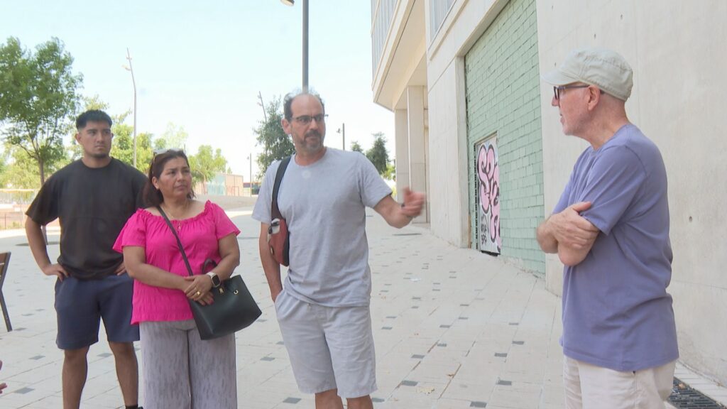 Veïnat de l'Illa Glòries: "No està a l'altura de dignificar l'habitatge públic a Barcelona" | habitatge públic, lloguer