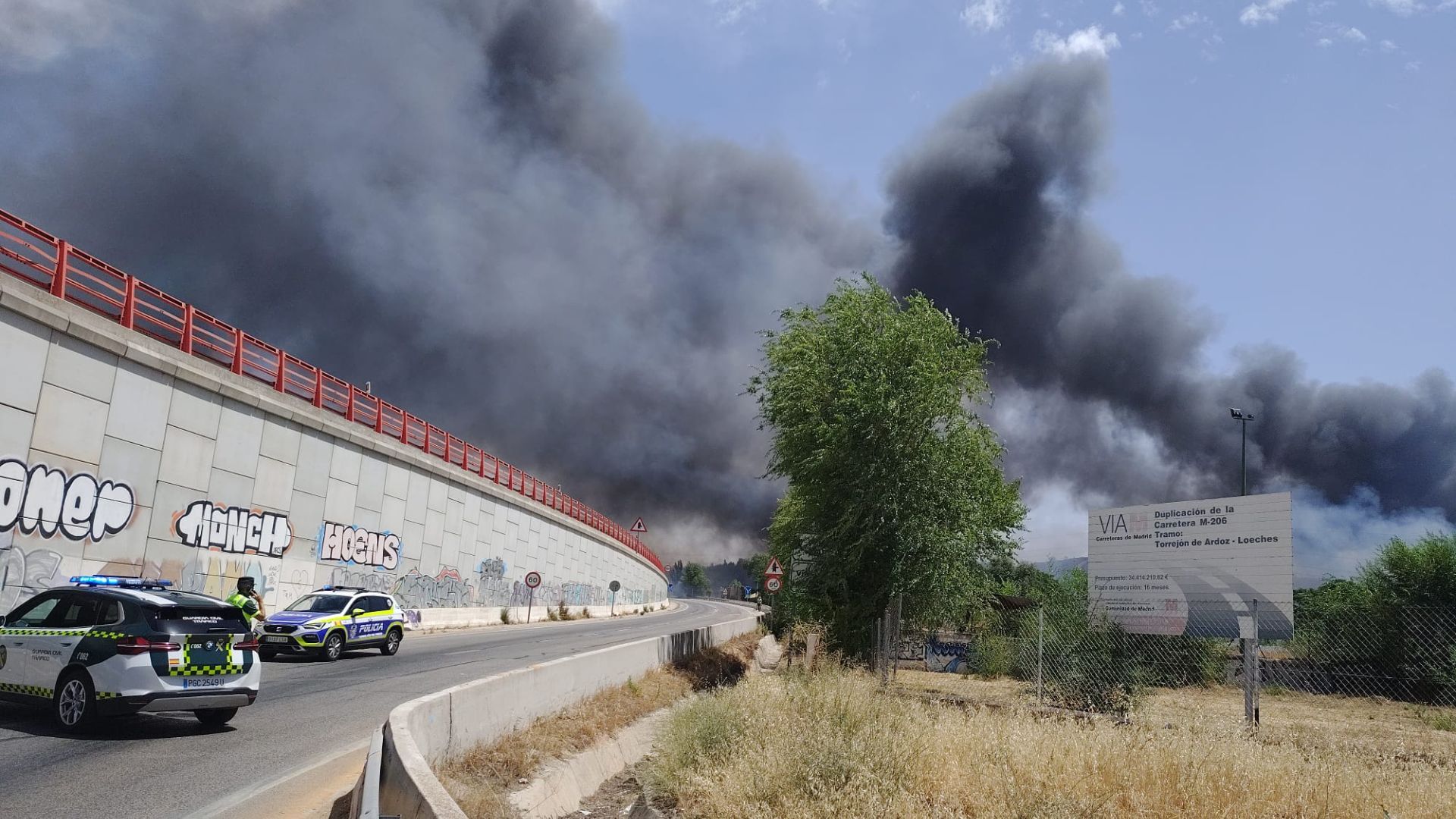 incendi a Madrid que talla la circulació de l'alta velocitat entre Madrid i Barcelona