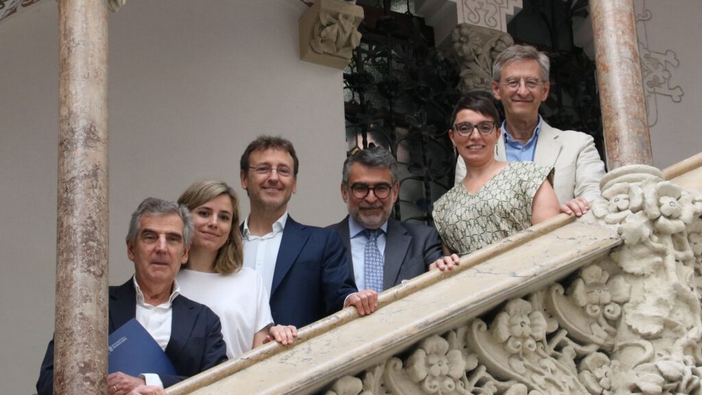 Pas de gegant per garantir la vida als prematurs extrems: èxit experimental d'una incubadora líquida | Hospital Clínic, Hospital Sant Joan de Déu, investigació, Universitat de Barcelona (UB)