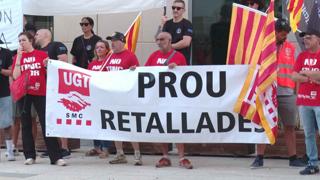 Manifestació de treballadors del Port contra les retallades salarials | port de Barcelona, treballadors