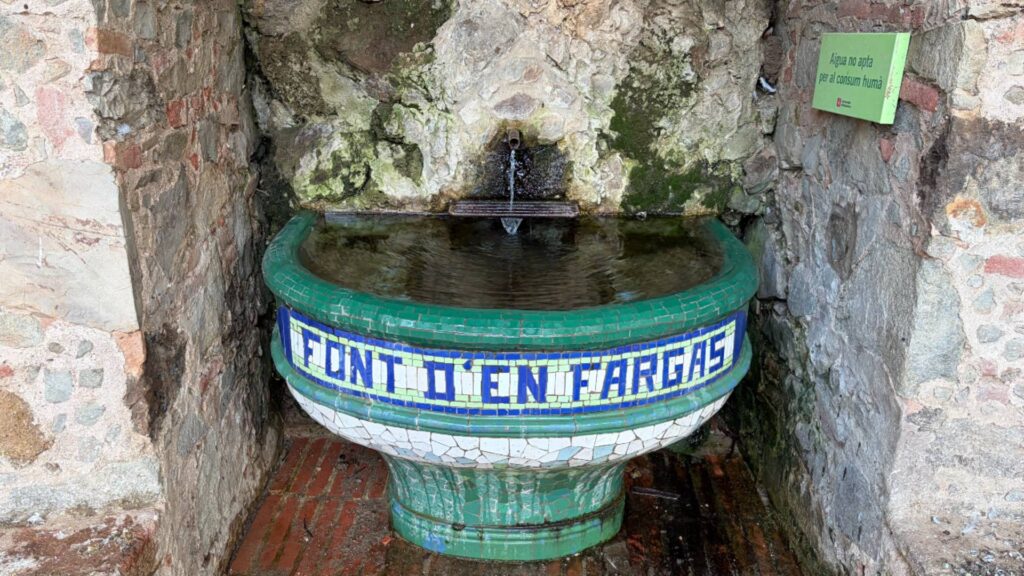 mosaic font fargues