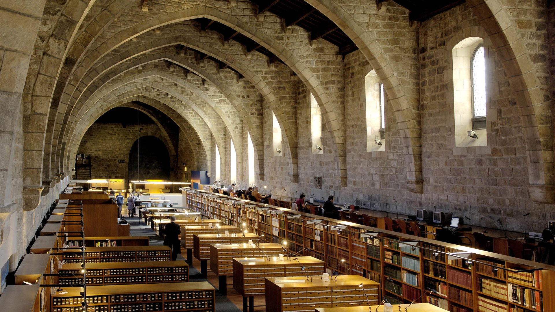 El pòdcast de la Biblioteca de Catalunya: Una caixa de sorpreses | pòdcast, ràdio
