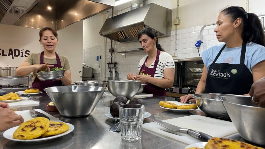 Barcelona amplia el projecte Alimenta, adreçat a persones vulnerables, amb tres espais més | Ajuntament de Barcelona, alimentació, serveis socials