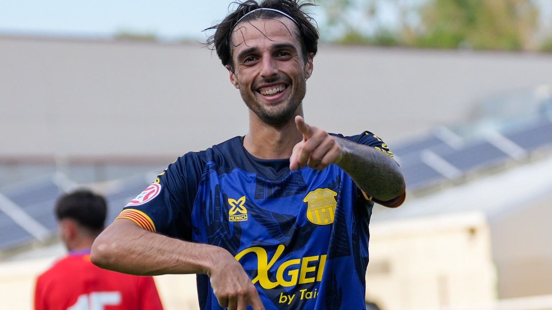 Alexis Garcia continua sent el referent del Sant Andreu | Primera RFEF