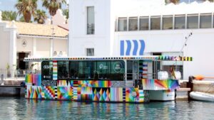 El Bus Nàutic del Port de Barcelona frega els 450.000 usuaris en dos anys amb públic sobretot local