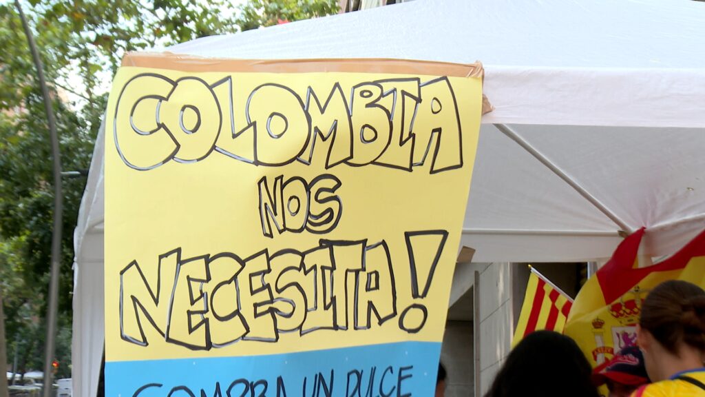 cartell "Colombia nos necesita"