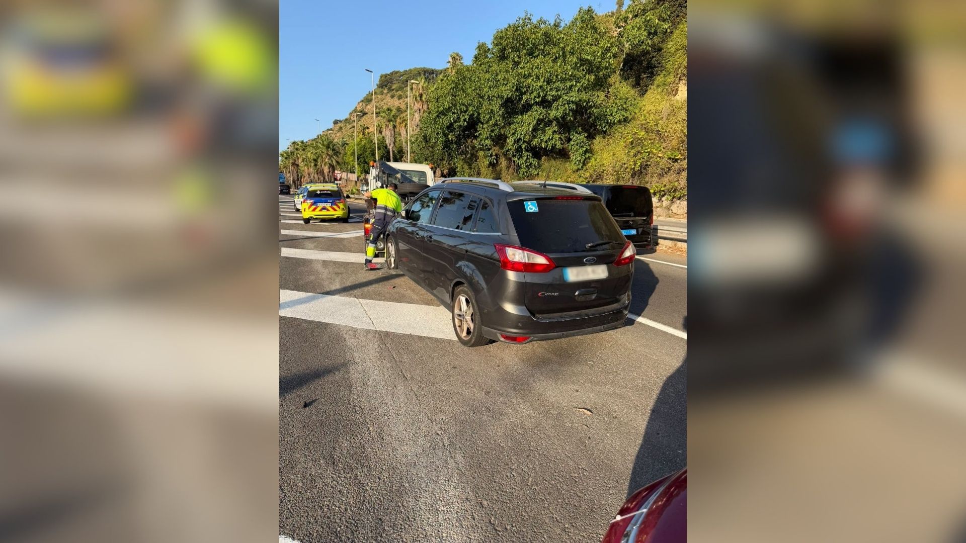 Enxampat un conductor que transportava passatgers sense autorització i que anava begut | Guàrdia Urbana, trànsit