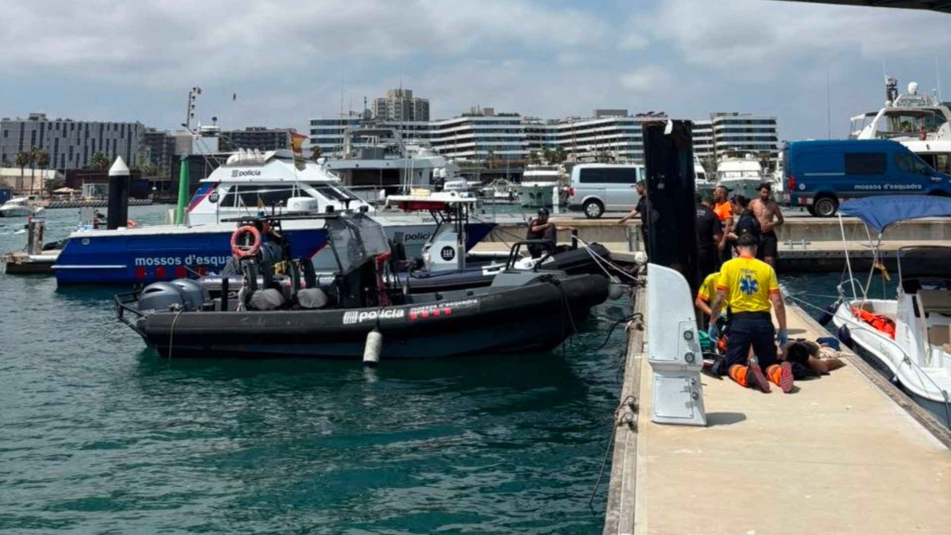 Rescat tripulants embarcació lloguer Barcelona