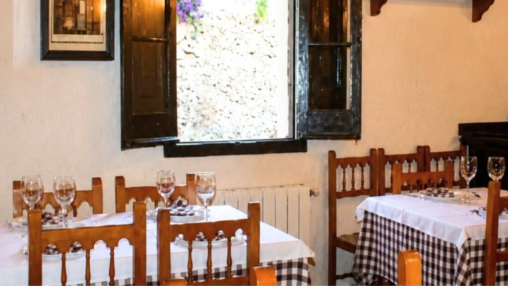 Can Xus serveix el seu últim dinar: "Tanquem una etapa de 40 anys, no hi ha relleu generacional" | cuina catalana, Producte de temporada, restaurants