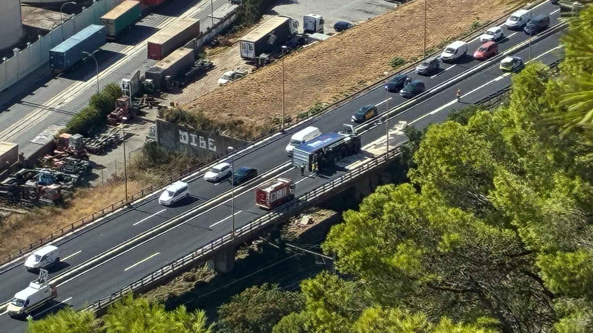 camió bolcat accident ronda Litoral