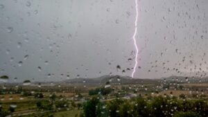 S’acosta un gran canvi de temps: baixada potent de les temperatures acompanyada de tempestes fortes