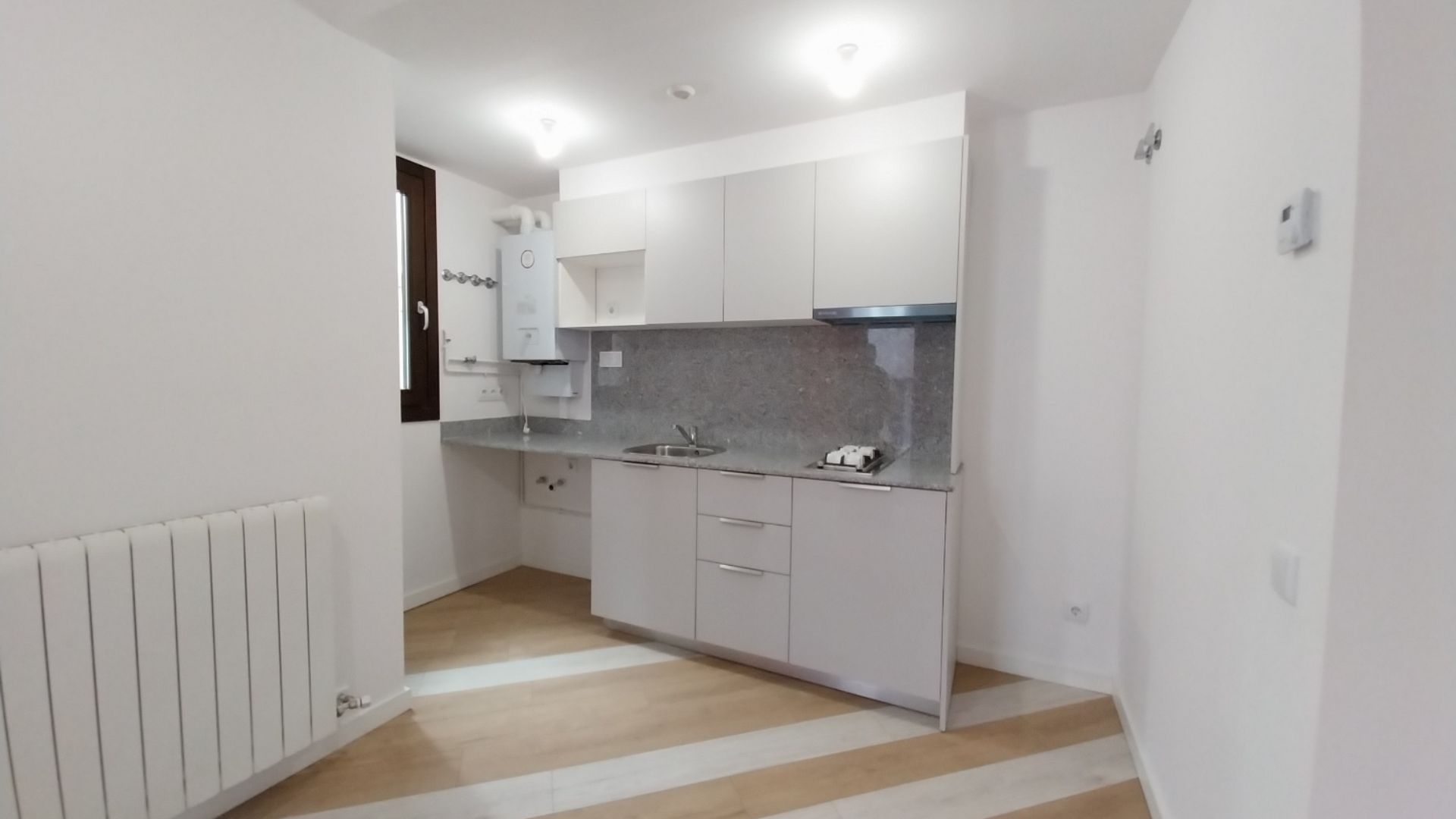 Lliurament de 17 claus d'habitatges amb lloguer assequible al barri del Raval | Ajuntament de Barcelona, lloguer, rehabilitació